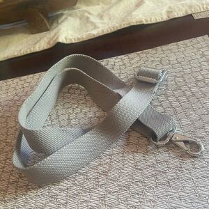Kipling Light Gray canvas shoulder strap